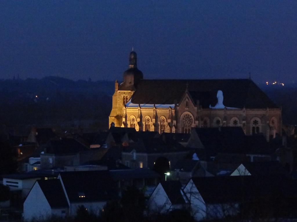 Au Moulin Geant Acomodação com café da manhã Rochefort-sur-Loire Exterior foto