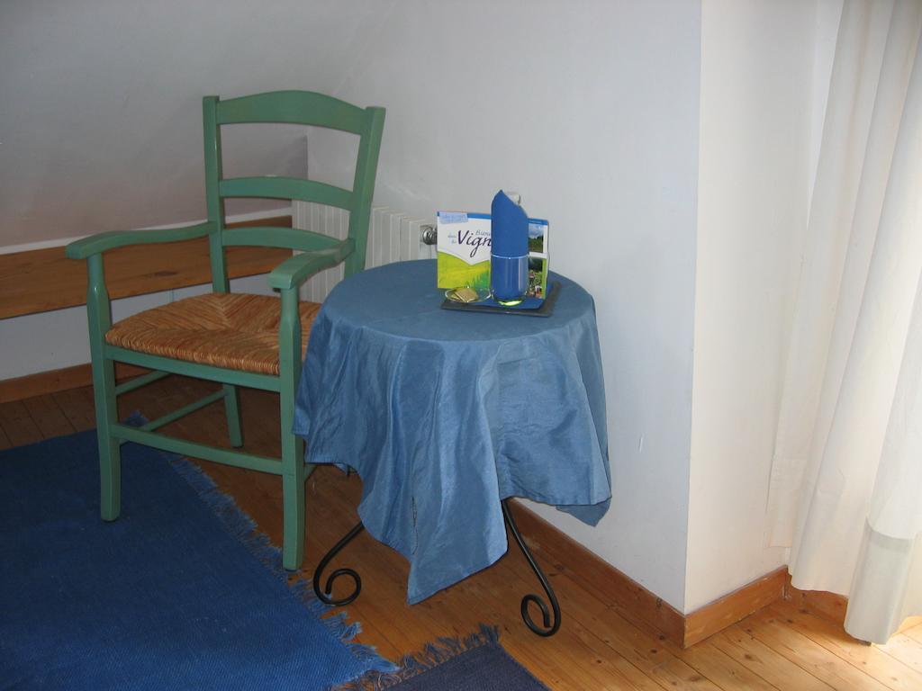 Au Moulin Geant Acomodação com café da manhã Rochefort-sur-Loire Quarto foto